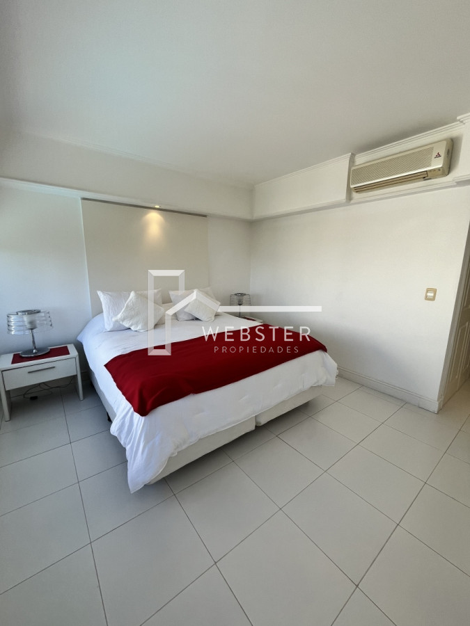 Apartamento ID.1316 - Alquiler Anual espectacular apto en la rambla de la Brava!