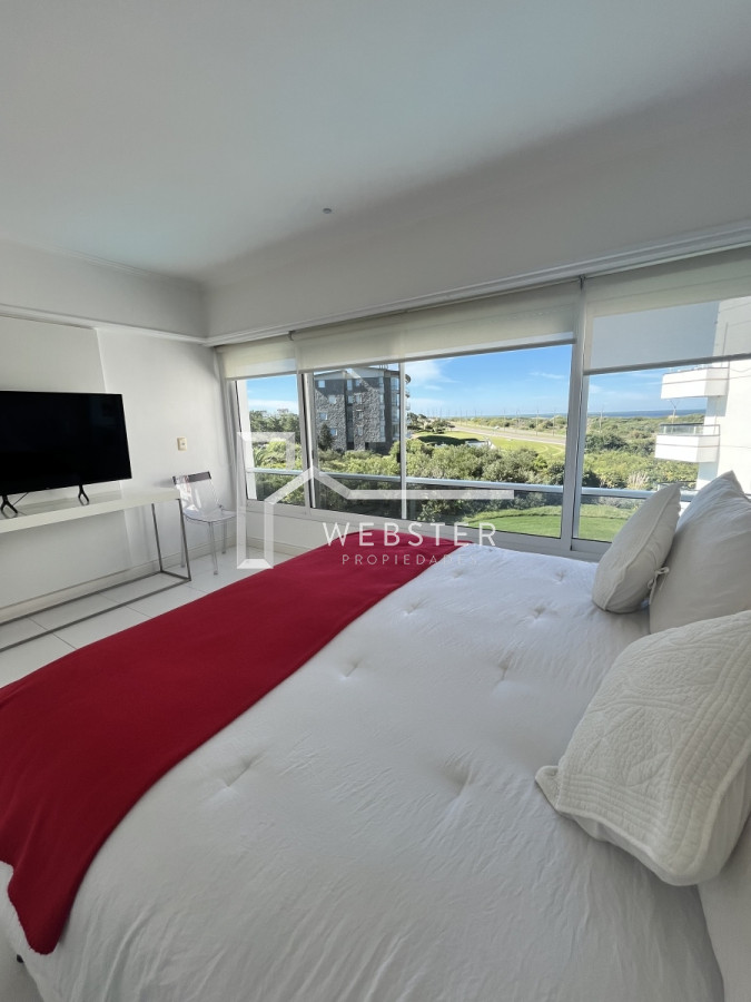 Apartamento ID.1316 - Alquiler Anual espectacular apto en la rambla de la Brava!