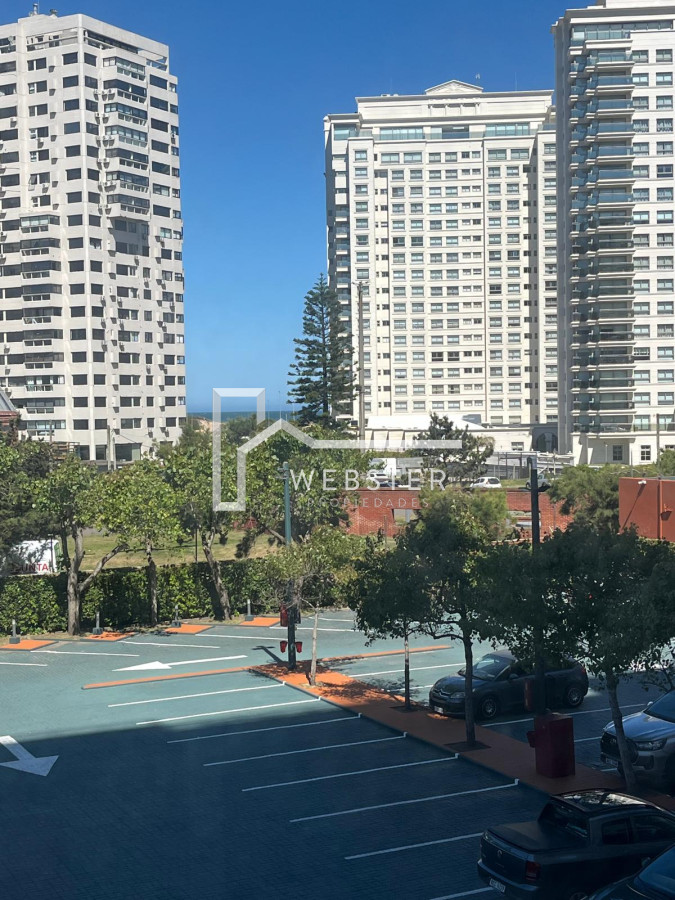 Apartamento ID.2561 - VENTA APTO EXCELENTE UBICACION!