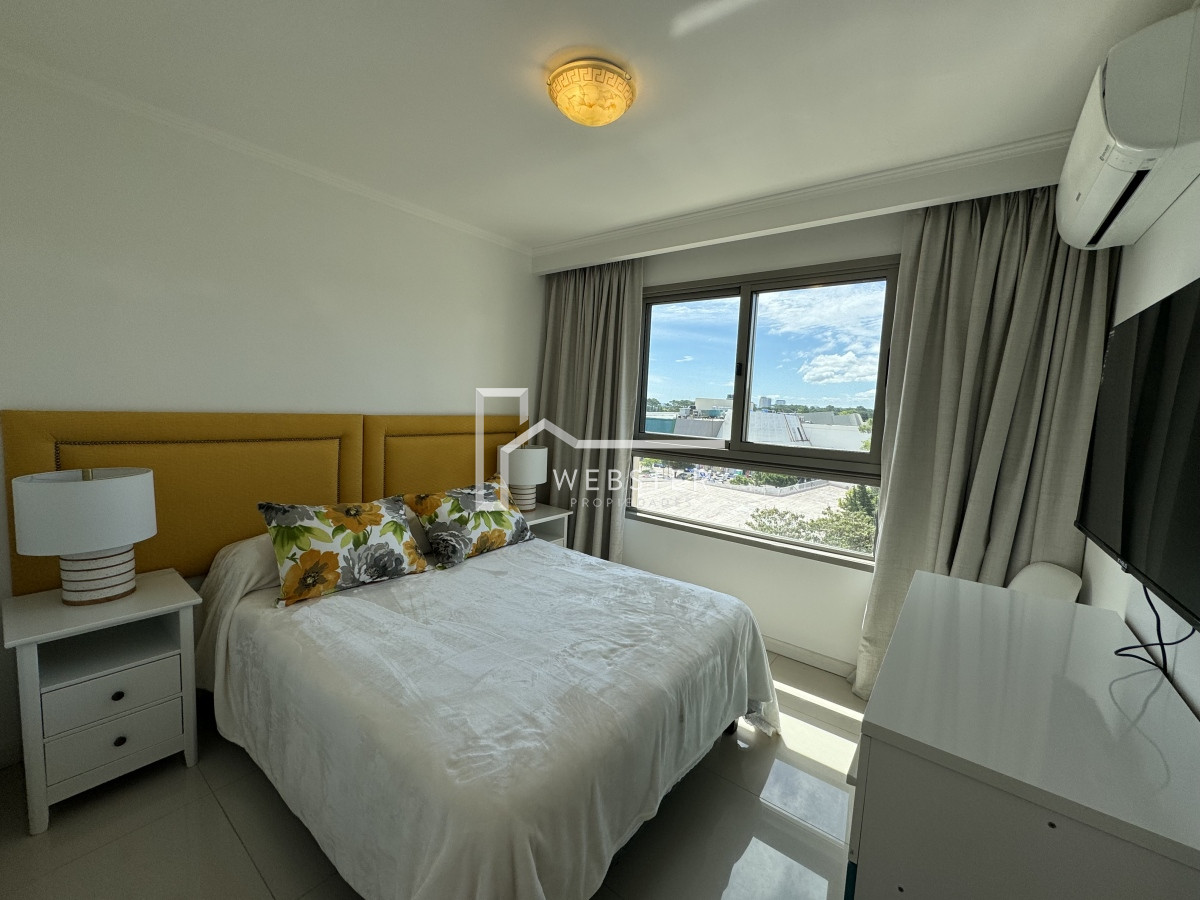 Apartamento ID.1065 - Alquiler anual apto con todos los servicios