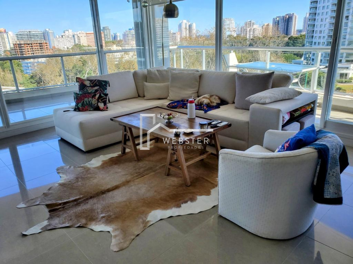 Apartamento ID.458 - Apartamento en venta y alquiler anual en Torre exclusiva 
