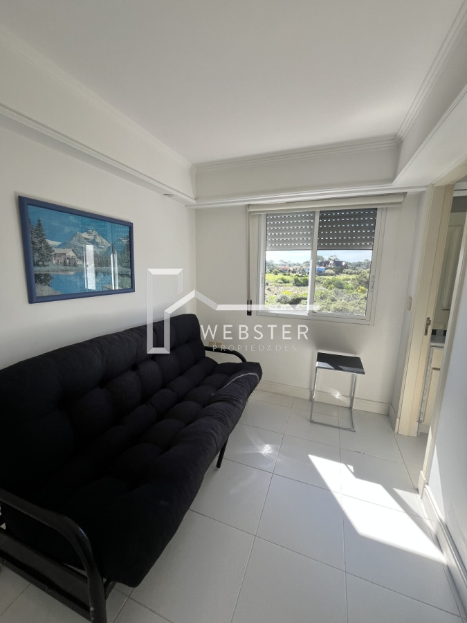 Apartamento ID.1316 - Alquiler Anual espectacular apto en la rambla de la Brava!
