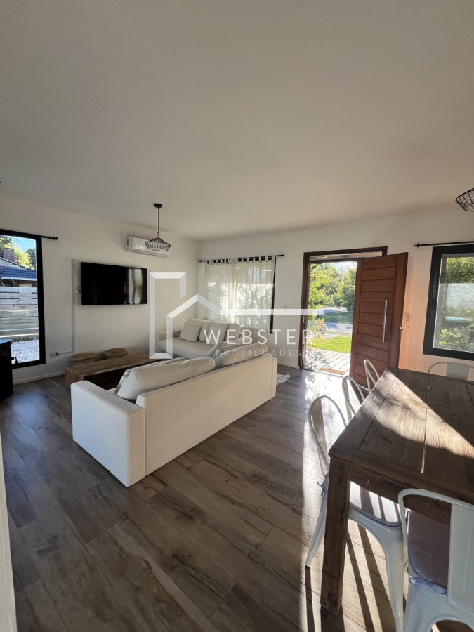 Casa ID.1315 - Alquiler Anual y Venta hermosa casa en Barrio Privado 