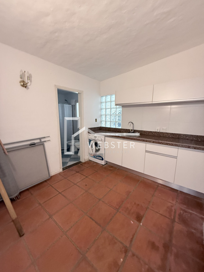 Casa ID.2679 - Venta y alquiler anual casa a pasos de la playa Mansa 