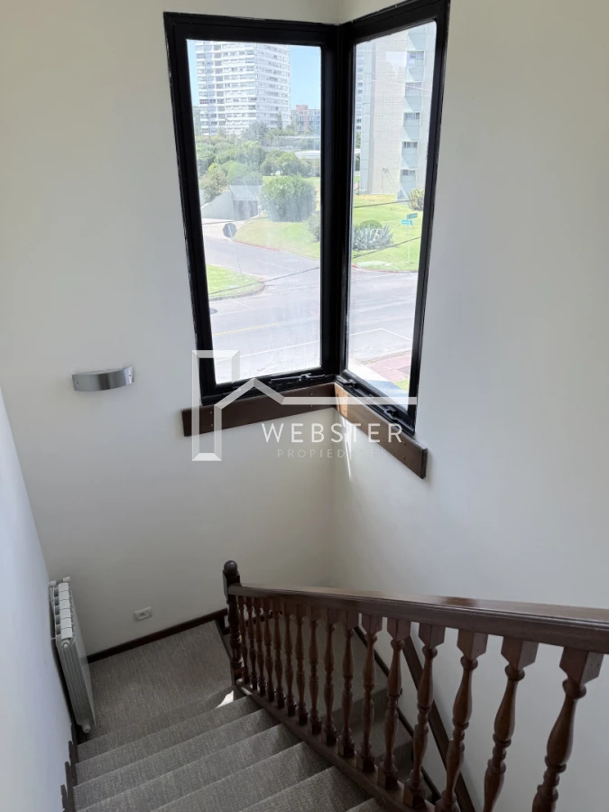 Casa ID.2679 - Venta y alquiler anual casa a pasos de la playa Mansa 