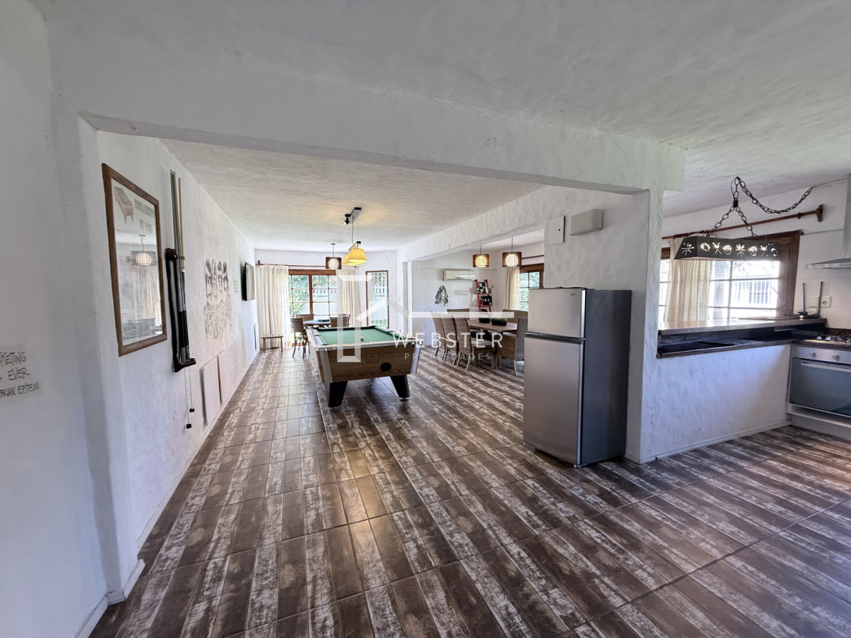 Casa ID.2679 - Venta y alquiler anual casa a pasos de la playa Mansa 