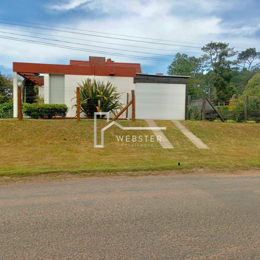 Casa ID.1048 - Hermosa casa en alquiler anual 
