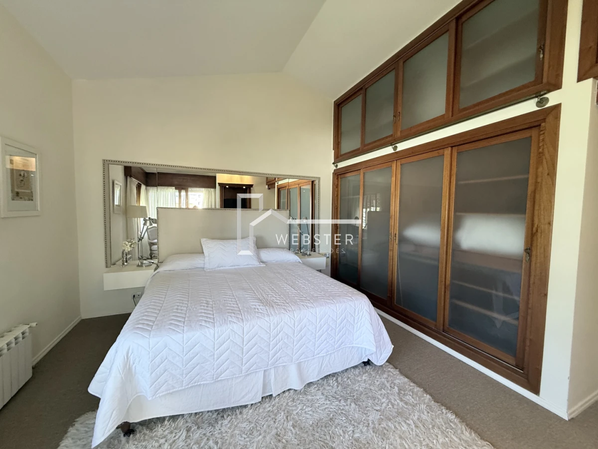 Casa ID.2679 - Venta y alquiler anual casa a pasos de la playa Mansa 