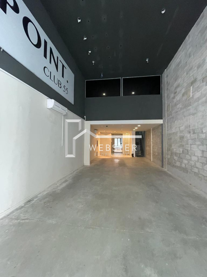 Local Comercial ID.916 - Local en Punta del Este, Península