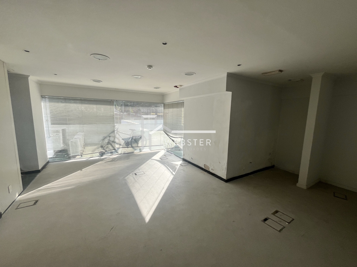 Local Comercial ID.1774 - Local en Punta del Este, Roosevelt