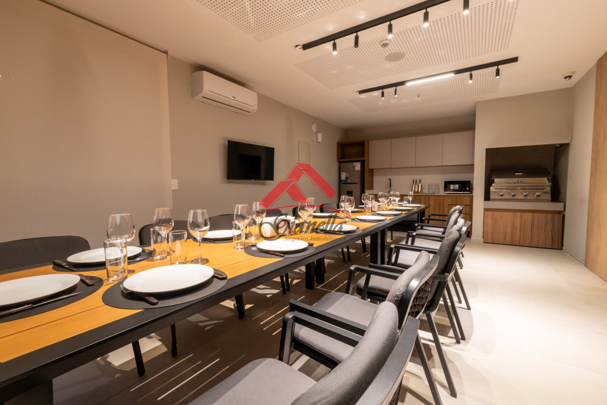 Apartamento ID.2221 - Apartamento de 2 dormitorios en venta, Playa Brava, Punta del Este