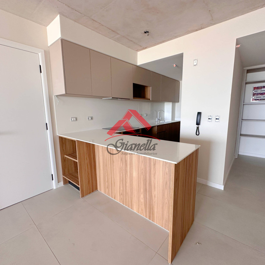 Apartamento ID.2221 - Apartamento de 2 dormitorios en venta, Playa Brava, Punta del Este