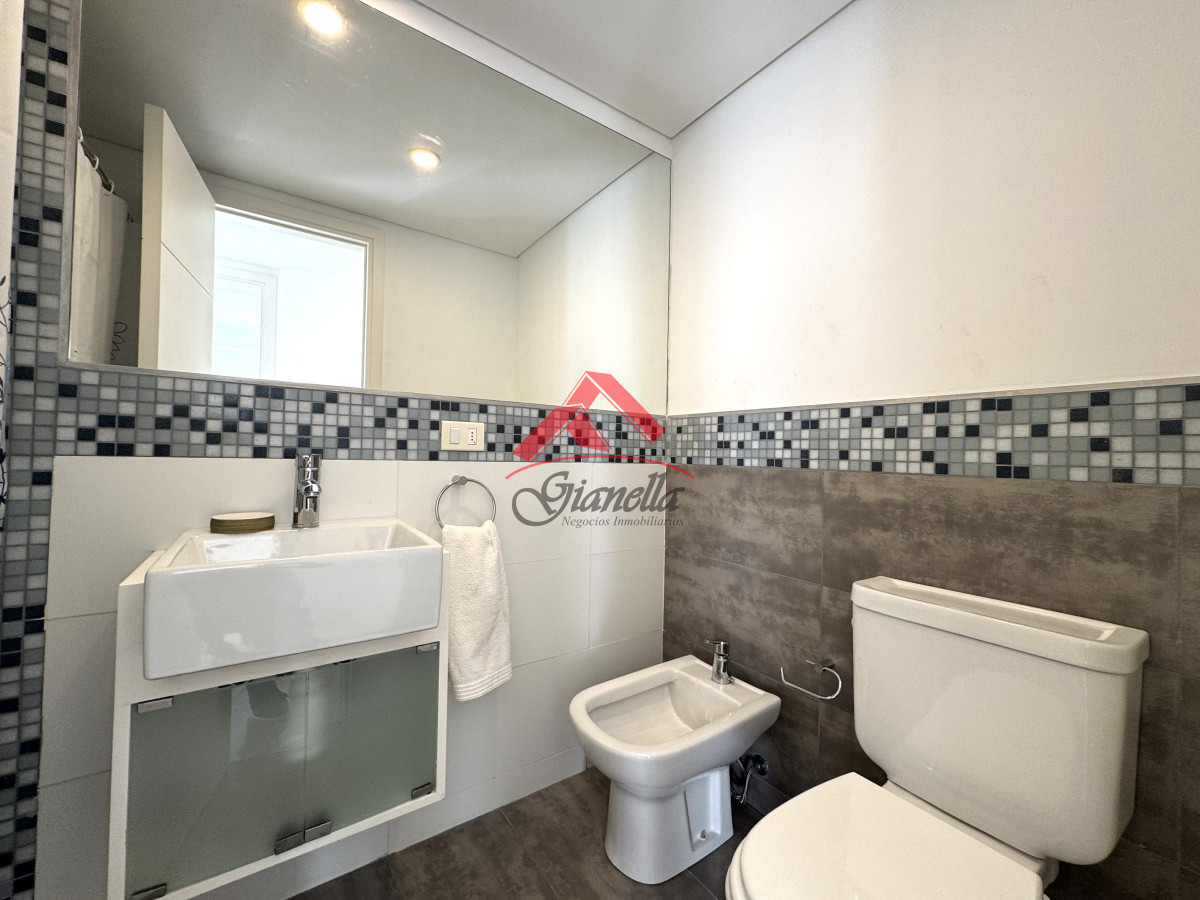 Apartamento ID.2222 - Apartamento en venta de 3 dormitorios en Aidy Grill Playa Brava Punta del Este