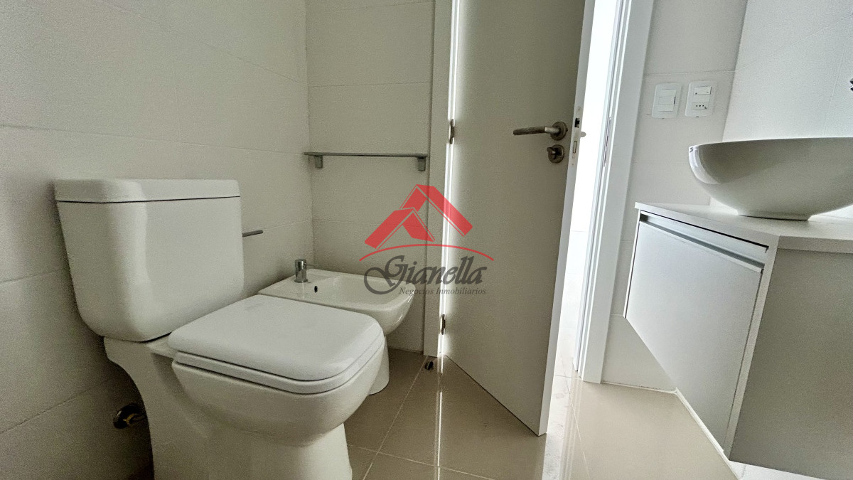 Apartamento ID.2013 - Apartamento en venta  de 1 dormitorio a estrenar sobre Roosevelt