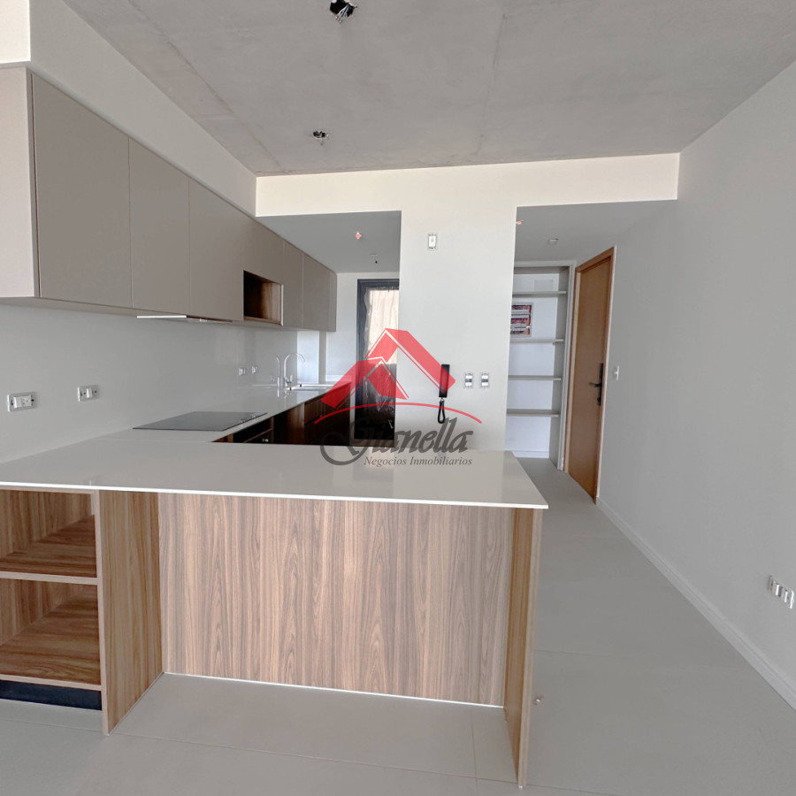 Apartamento ID.2221 - Apartamento de 2 dormitorios en venta, Playa Brava, Punta del Este