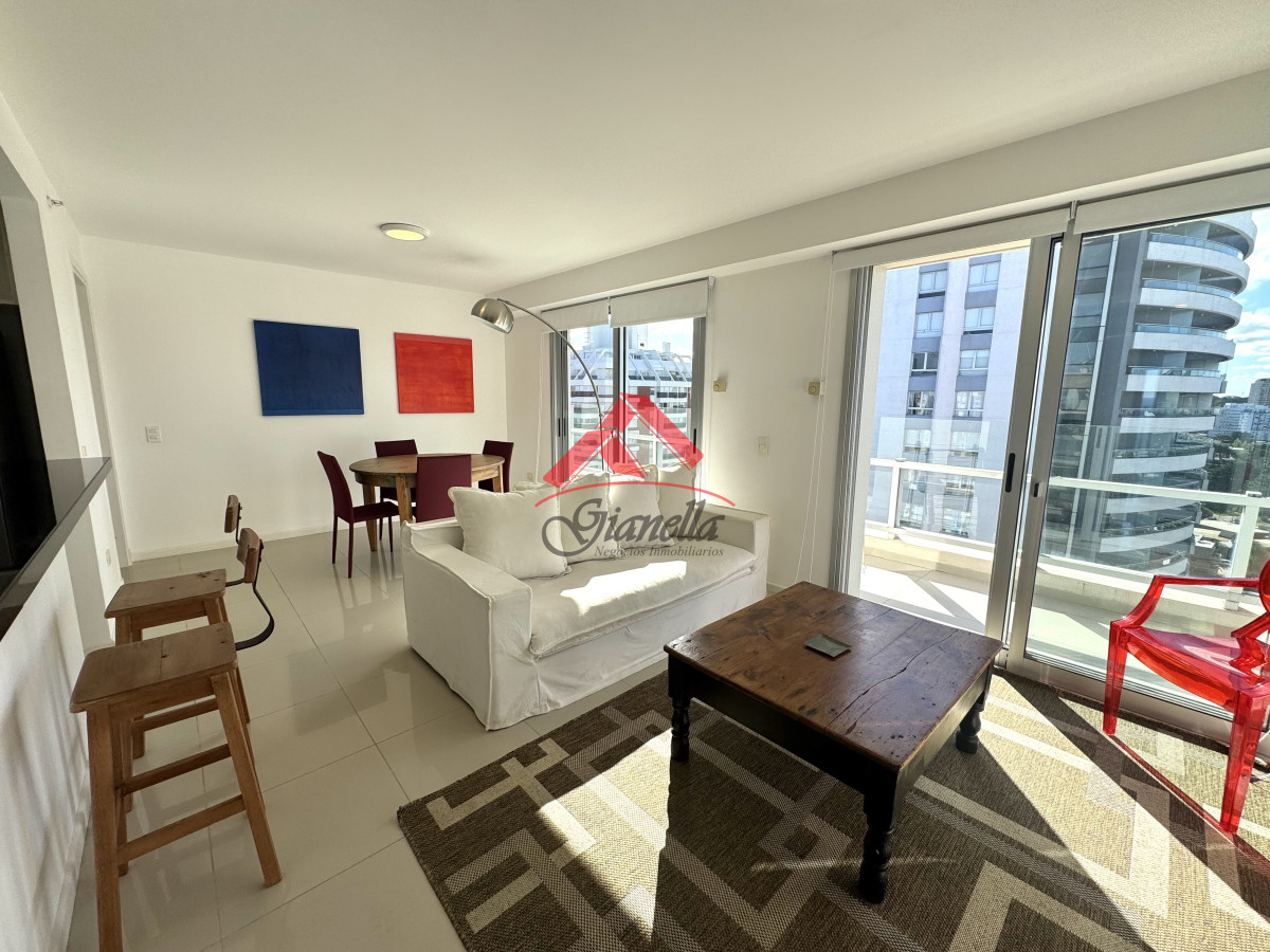 Apartamento ID.2222 - Apartamento en venta de 3 dormitorios en Aidy Grill Playa Brava Punta del Este