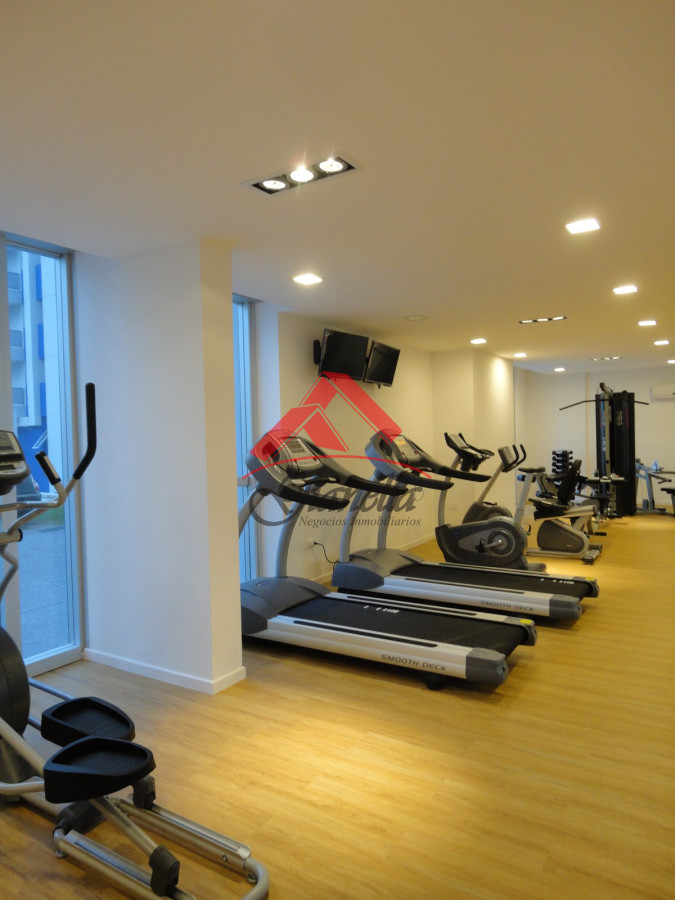 Apartamento ID.2222 - Apartamento en venta de 3 dormitorios en Aidy Grill Playa Brava Punta del Este