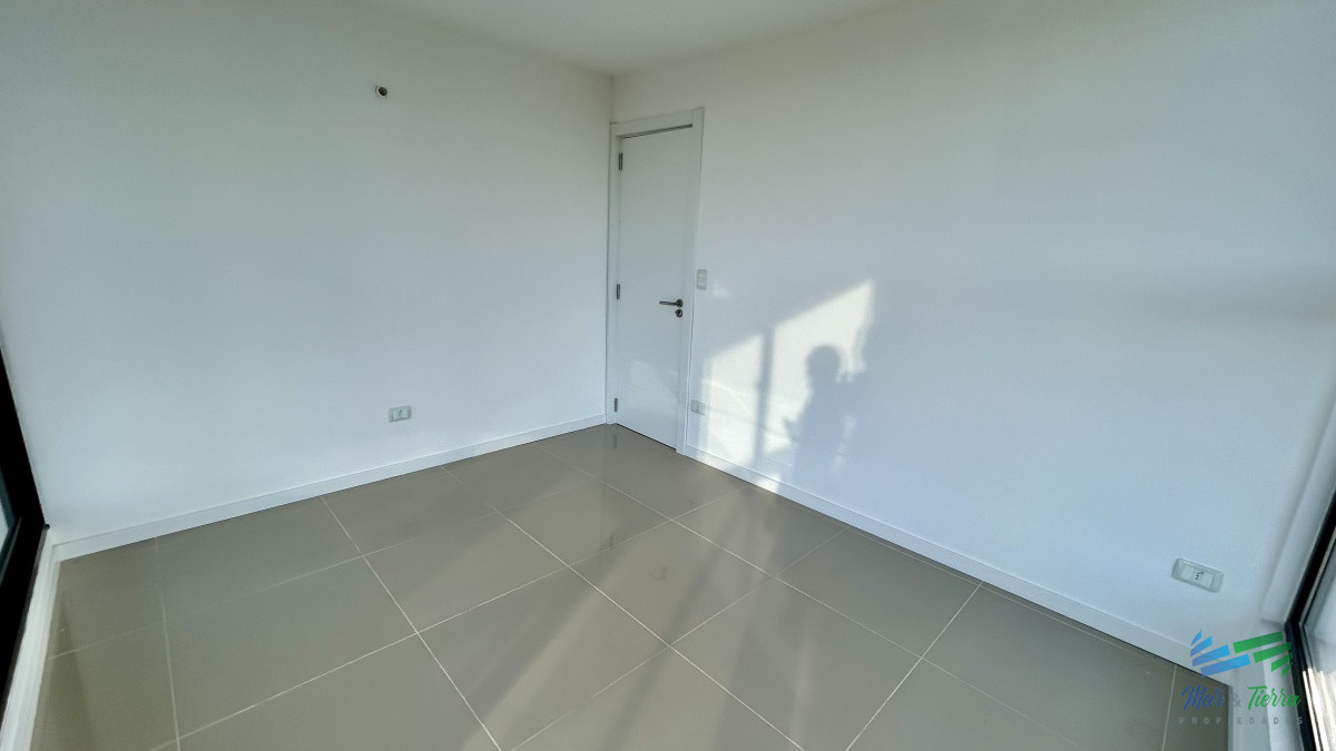 Apartamento ID.4280 - Apartamento de 2 dormitoiros en venta Punta Del Este 