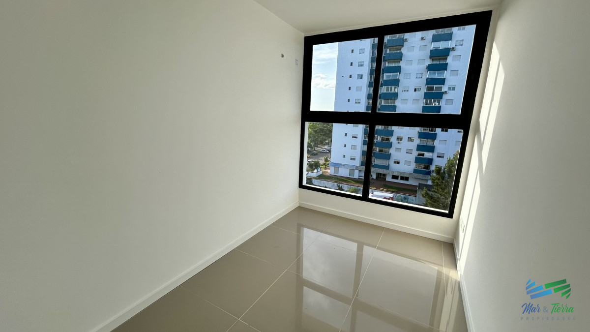 Apartamento ID.4280 - Apartamento de 2 dormitoiros en venta Punta Del Este 