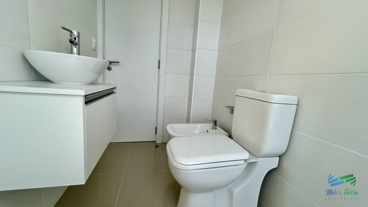 Apartamento ID.4280 - Apartamento de 2 dormitoiros en venta Punta Del Este 