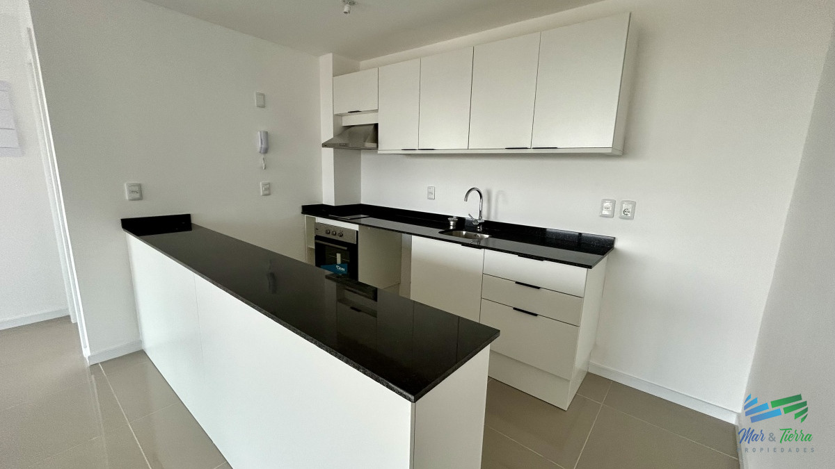 Apartamento ID.4281 - Venta de Apartamento de 2 dormitorios en Roosevelt, Punta Del Este
