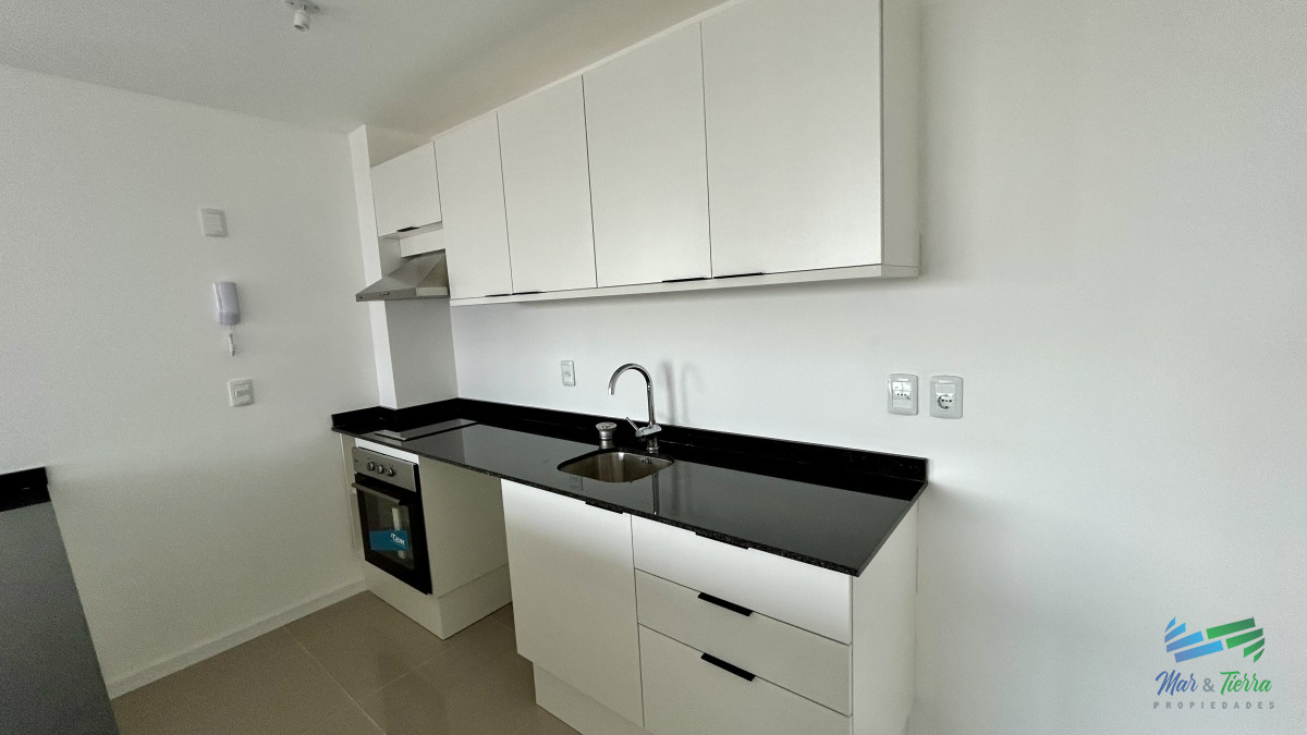 Apartamento ID.4281 - Venta de Apartamento de 2 dormitorios en Roosevelt, Punta Del Este
