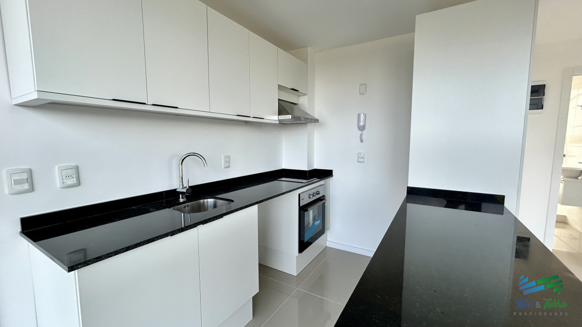 Apartamento ID.4280 - Apartamento de 2 dormitoiros en venta Punta Del Este 