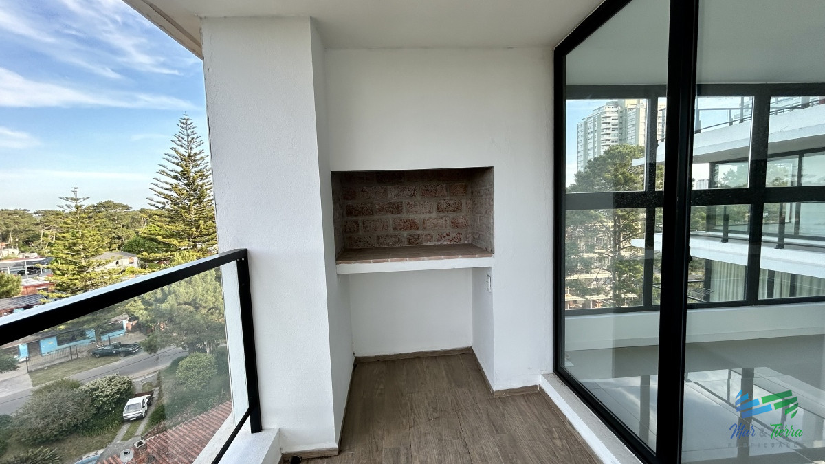 Apartamento ID.4280 - Apartamento de 2 dormitoiros en venta Punta Del Este 