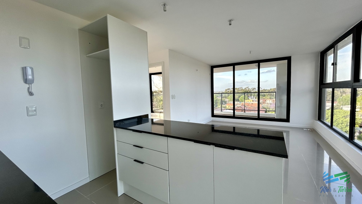Apartamento ID.4280 - Apartamento de 2 dormitoiros en venta Punta Del Este 