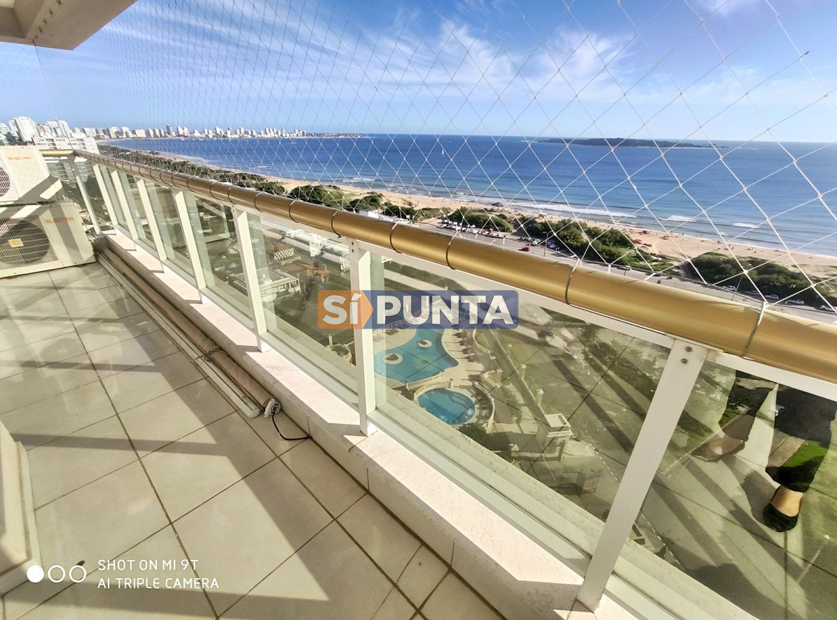 Piso alto con vista al mar, unidad de 3 dorm mas dependencia, Torre Le Jardin - NDM9809A