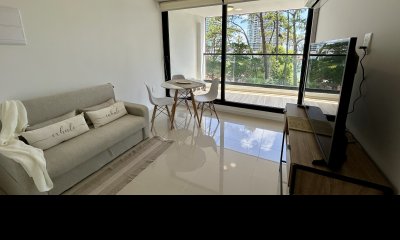 Apartamento de un dormitorio con terraza en venta a 2 cuadras de la mansa