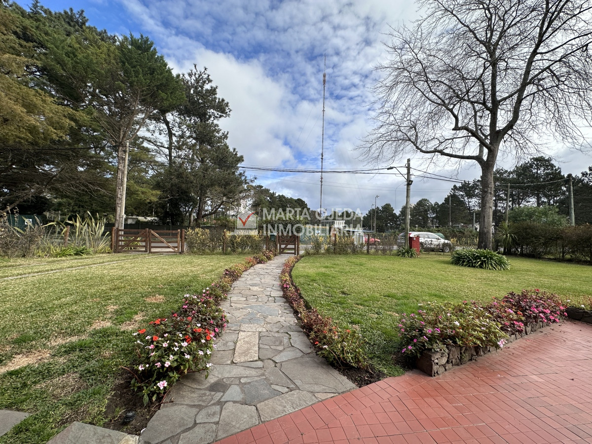 Casa ID.40120 - Punta del Este casa en venta de 3 dormitorios en Barrio Cantegril
