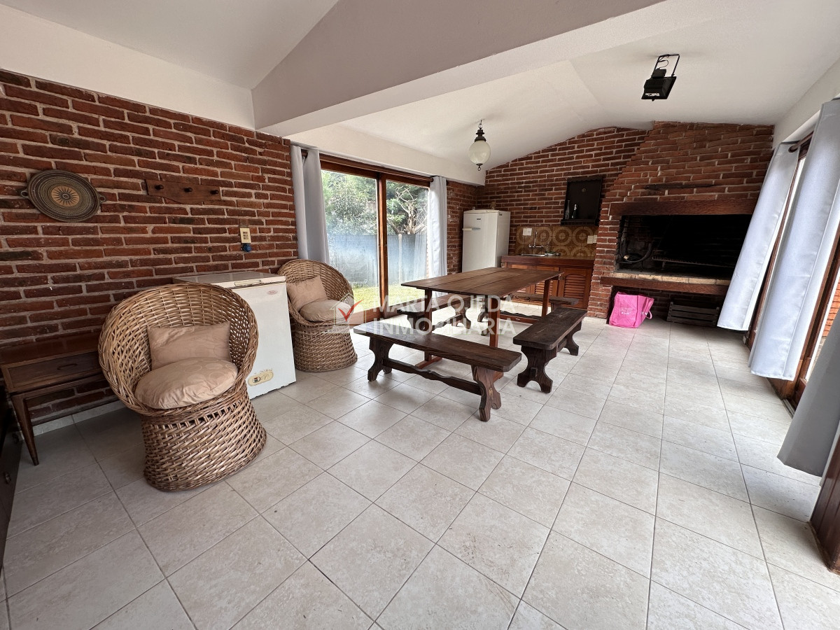 Casa ID.40120 - Punta del Este casa en venta de 3 dormitorios en Barrio Cantegril