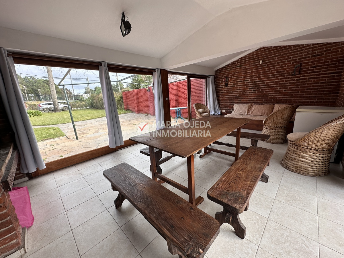 Casa ID.40120 - Punta del Este casa en venta de 3 dormitorios en Barrio Cantegril