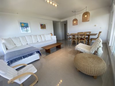 Apartamento en alquiler anual Torre One Punta del Este