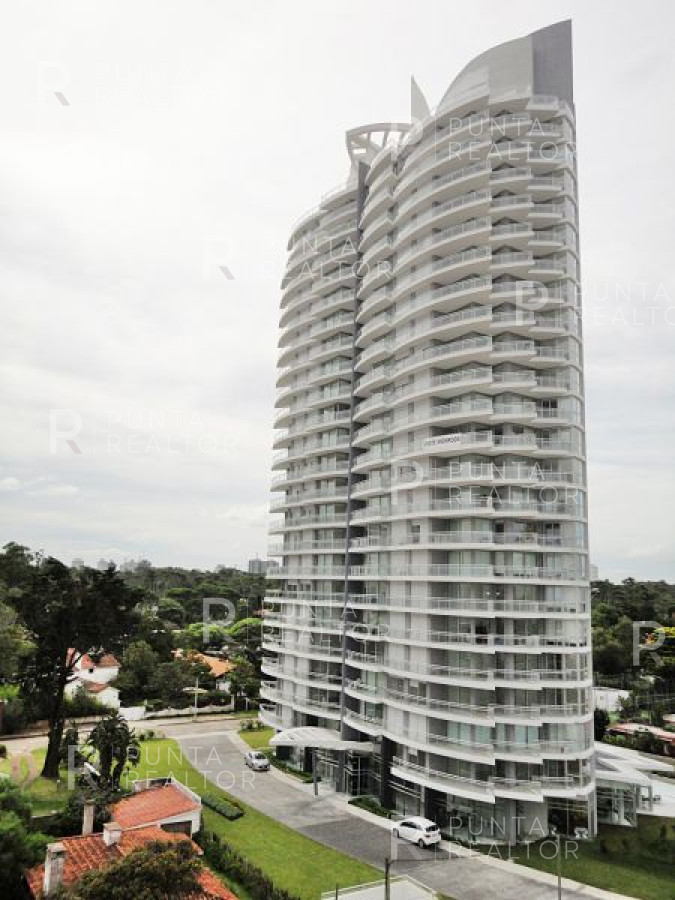 Apartamento ID.1038 - Apartamento en venta Playa Mansa 3 dormitorios