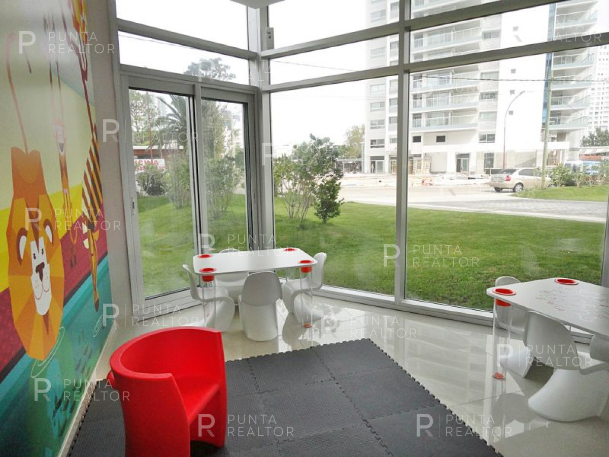 Apartamento ID.1038 - Apartamento en venta Playa Mansa 3 dormitorios