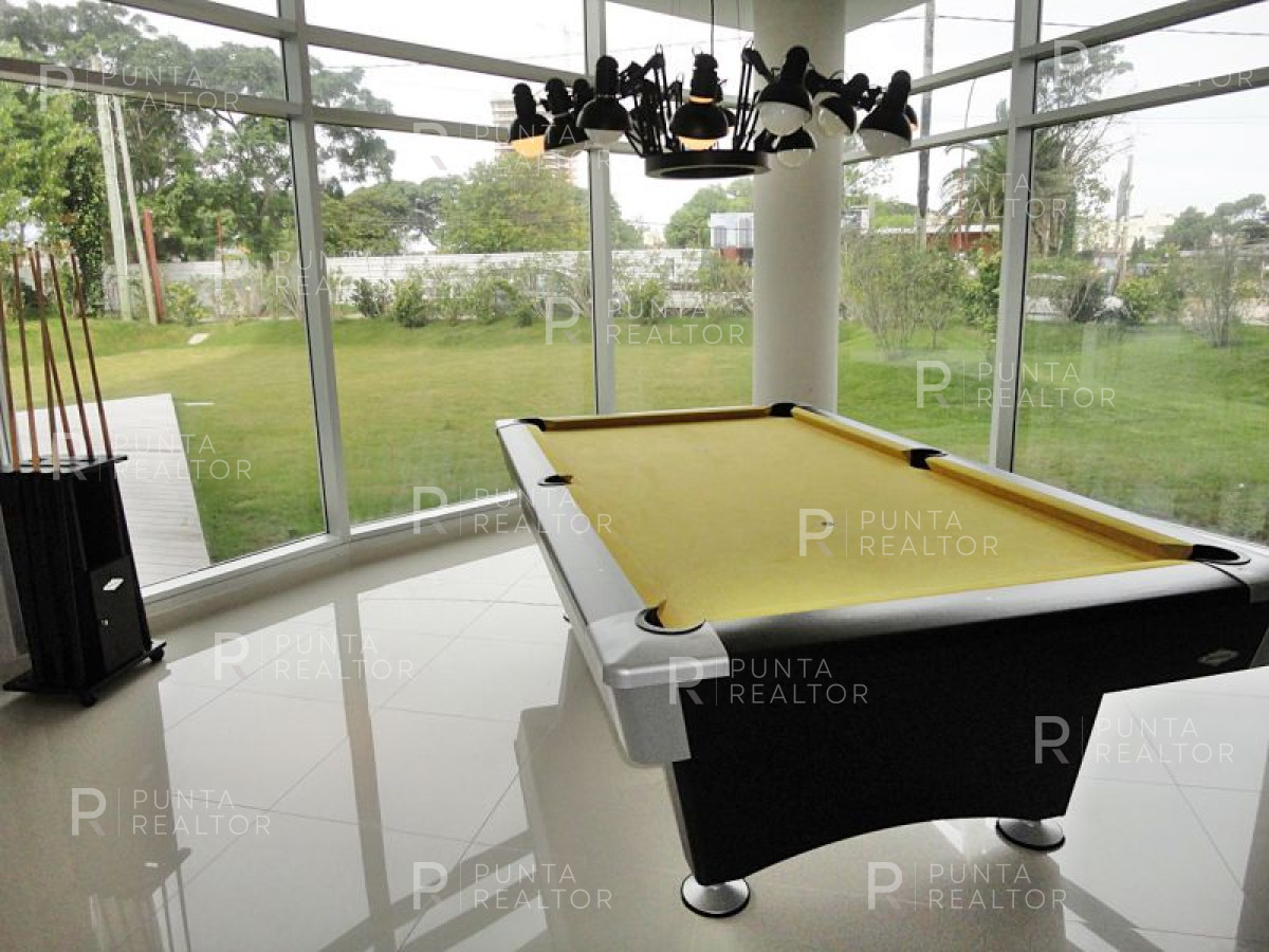 Apartamento ID.1038 - Apartamento en venta Playa Mansa 3 dormitorios