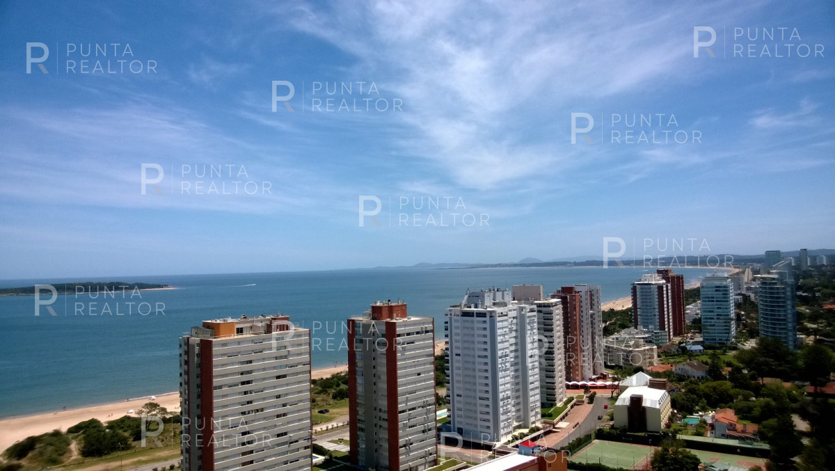 Apartamento ID.1038 - Apartamento en venta Playa Mansa 3 dormitorios