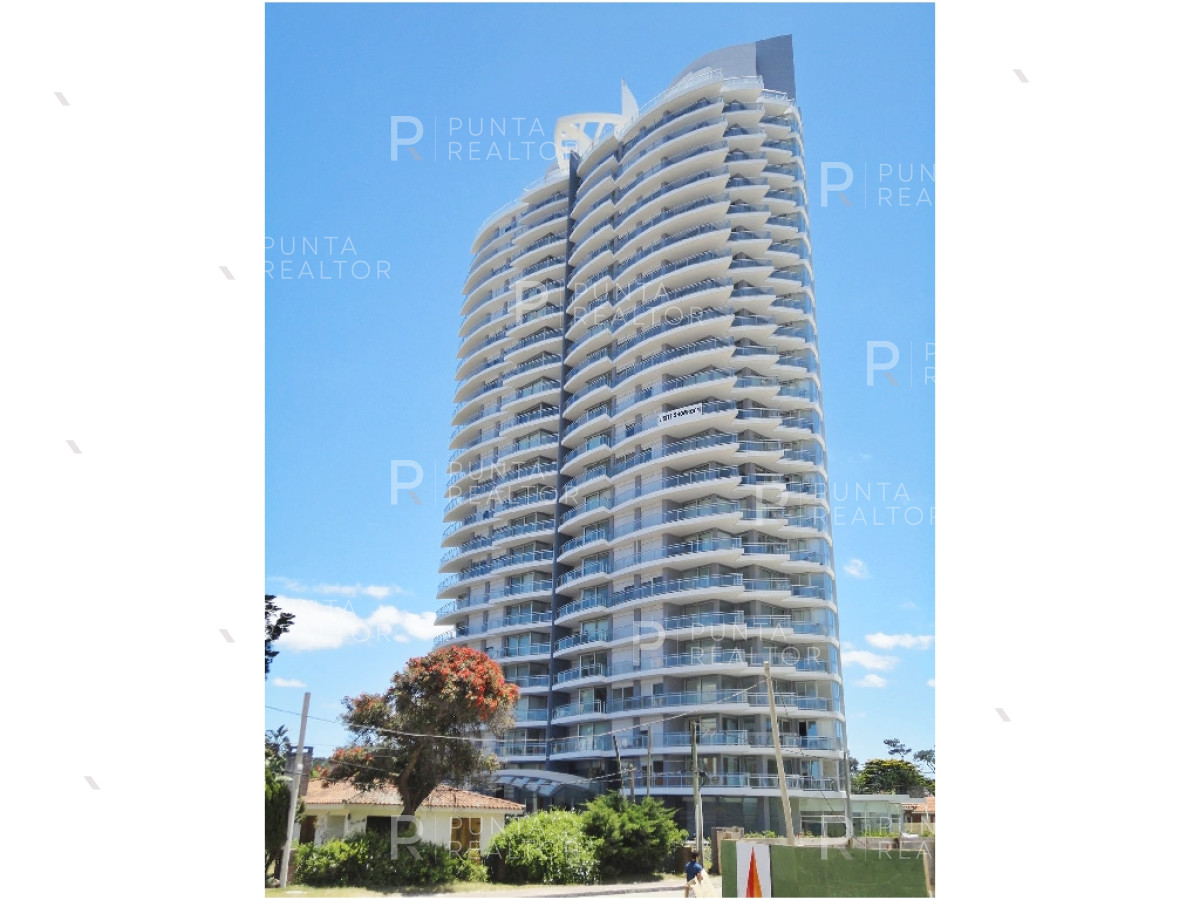 Apartamento ID.1038 - Apartamento en venta Playa Mansa 3 dormitorios