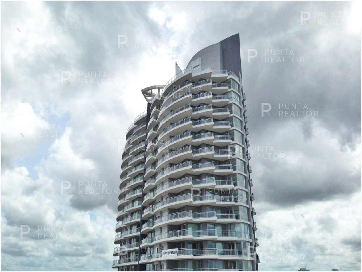 Apartamento ID.1038 - Apartamento en venta Playa Mansa 3 dormitorios
