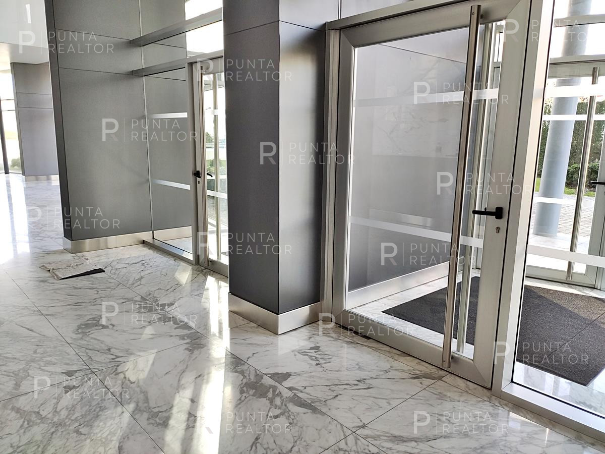 Apartamento ID.1038 - Apartamento en venta Playa Mansa 3 dormitorios