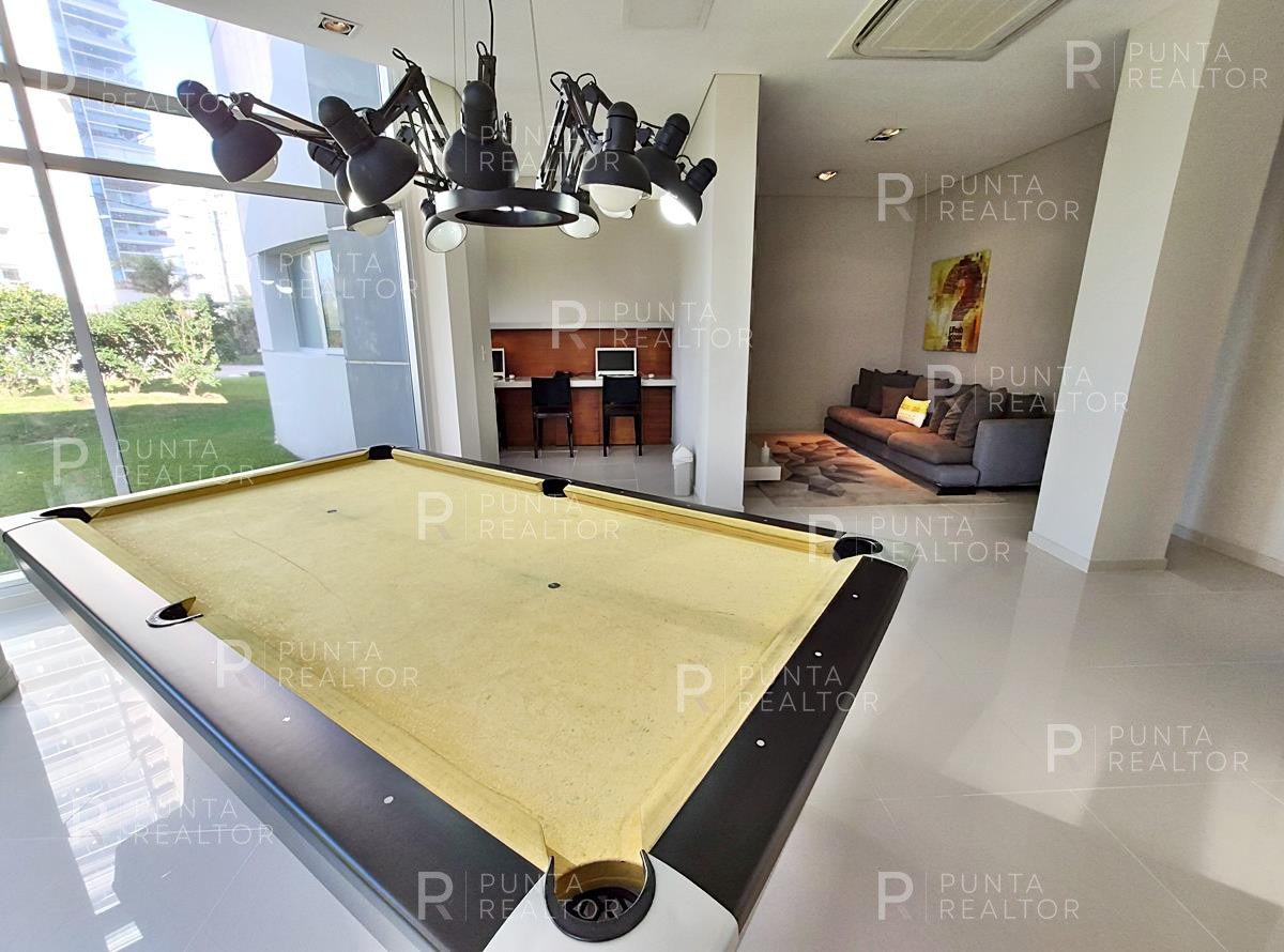Apartamento ID.1038 - Apartamento en venta Playa Mansa 3 dormitorios
