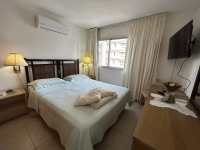 Apartamento ID.2047 - VENTA BRAVA VISTA AL MAR OPORTUNIDAD AV CHIVERTA