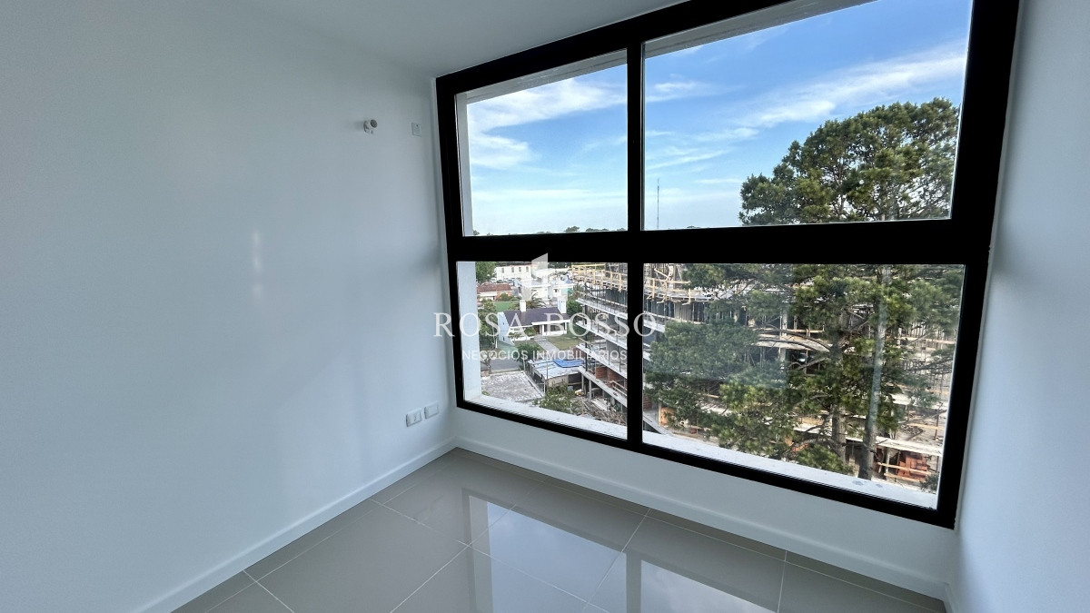 Apartamento ID.9378 - Apartamento en venta 3 dormitorios Punta del Este