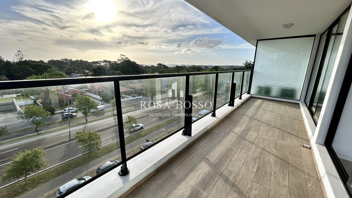 Apartamento ID.9378 - Apartamento en venta 3 dormitorios Punta del Este