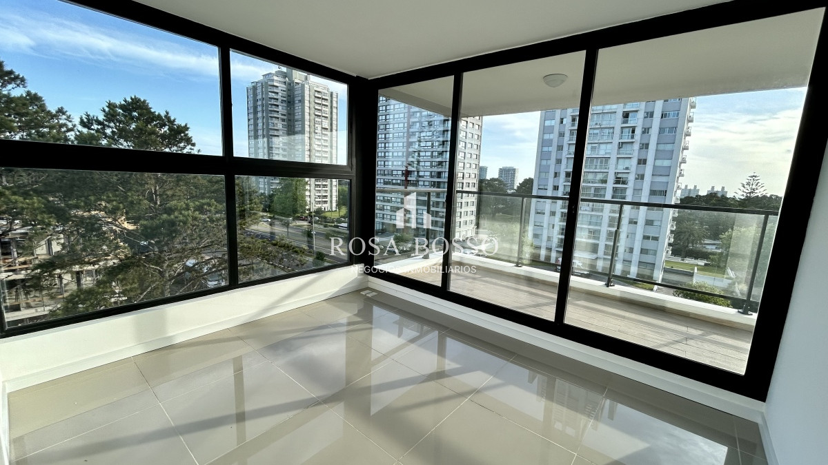 Apartamento ID.9378 - Apartamento en venta 3 dormitorios Punta del Este