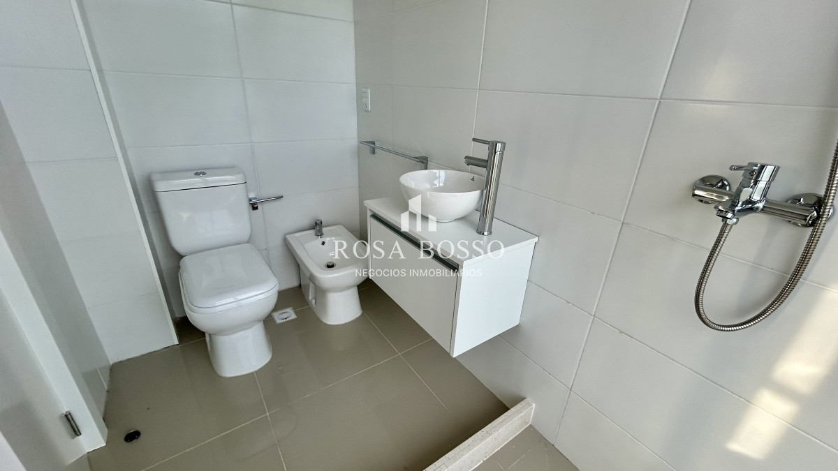 Apartamento ID.9378 - Apartamento en venta 3 dormitorios Punta del Este