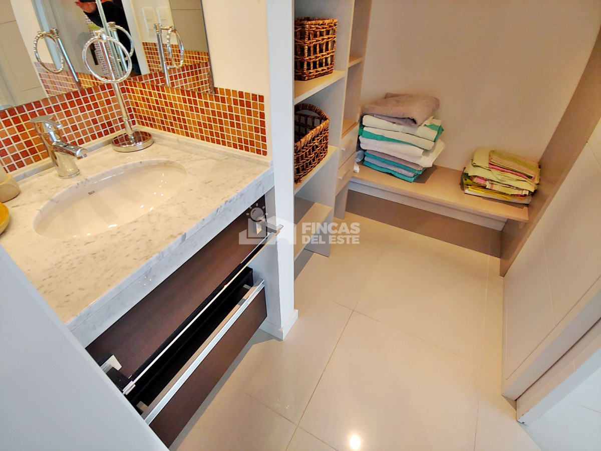 Apartamento ID.415/Torre-de-Categoría-a-metros-del-mar-con-amplios-amenities. - Torre de Categoría a metros del mar con amplios amenities.