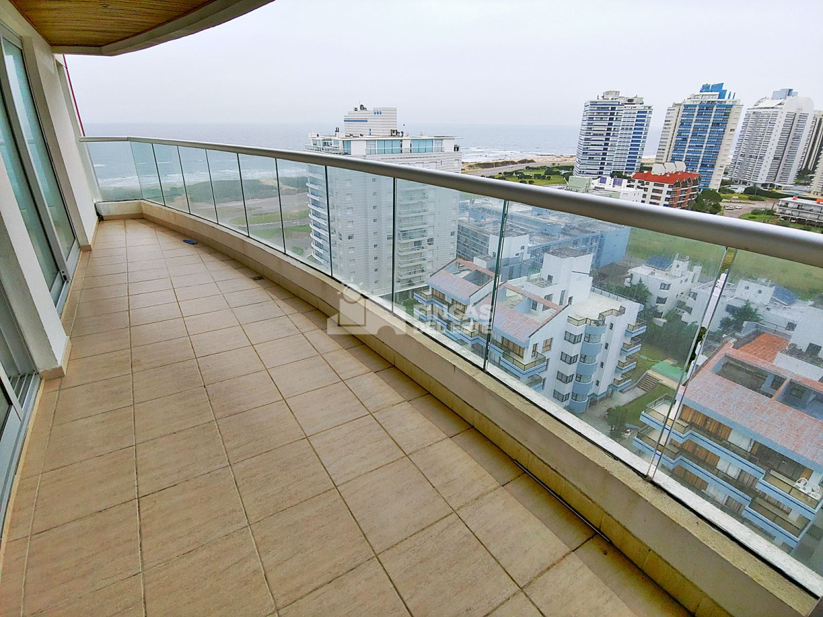 Apartamento ID.415/Torre-de-Categoría-a-metros-del-mar-con-amplios-amenities. - Torre de Categoría a metros del mar con amplios amenities.